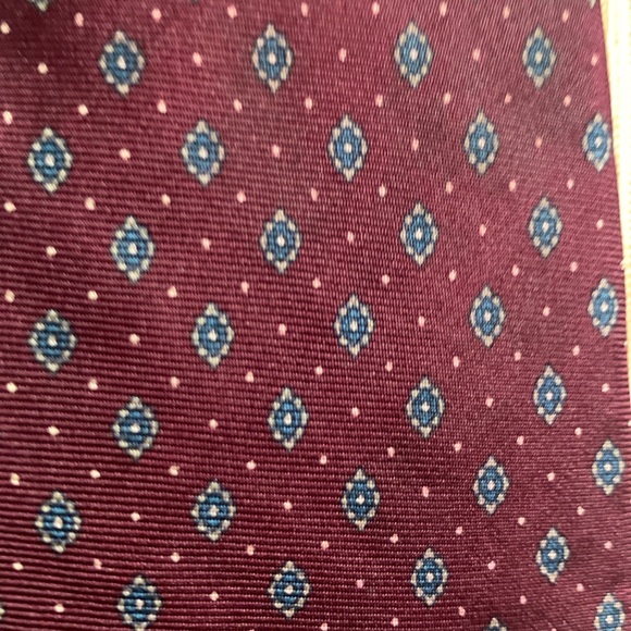 CHRISTIAN DIOR PARIS ITALIAN SILK FOULARD NECKTIE. - Picture 2 of 12